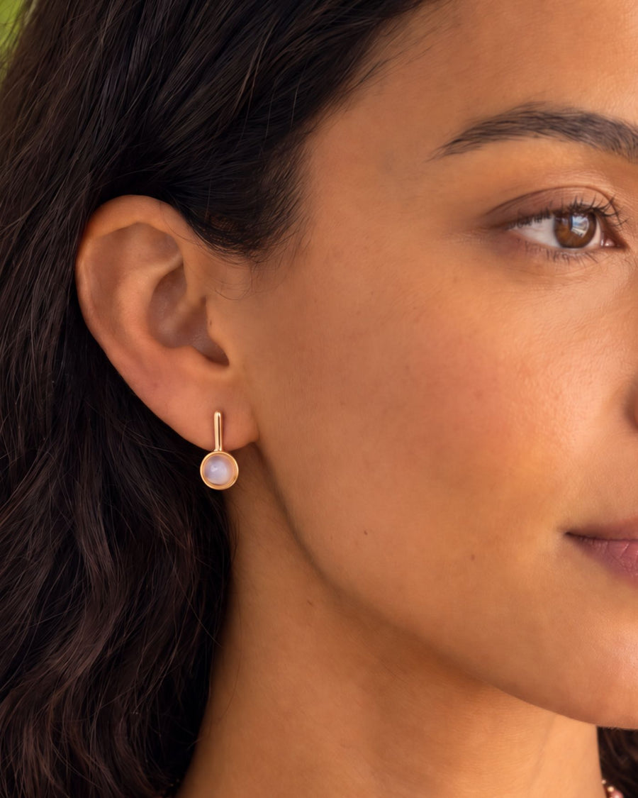 Ava Bar Stud Earrings in Rose Quartz