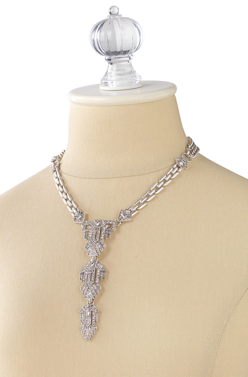 Casablanca Versatile Pendant Statement Necklace