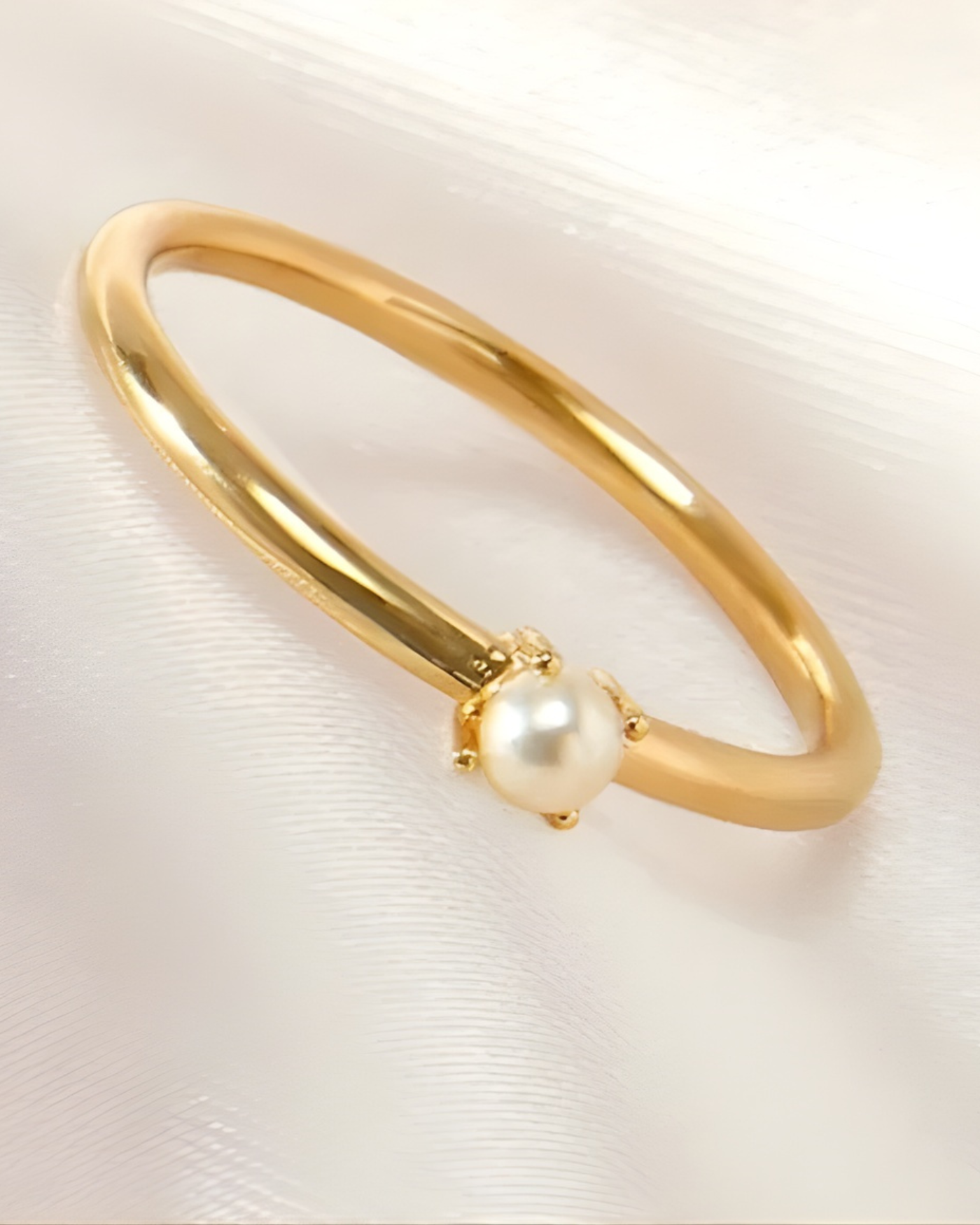 Everyday Pearl Stacking Ring | Gold