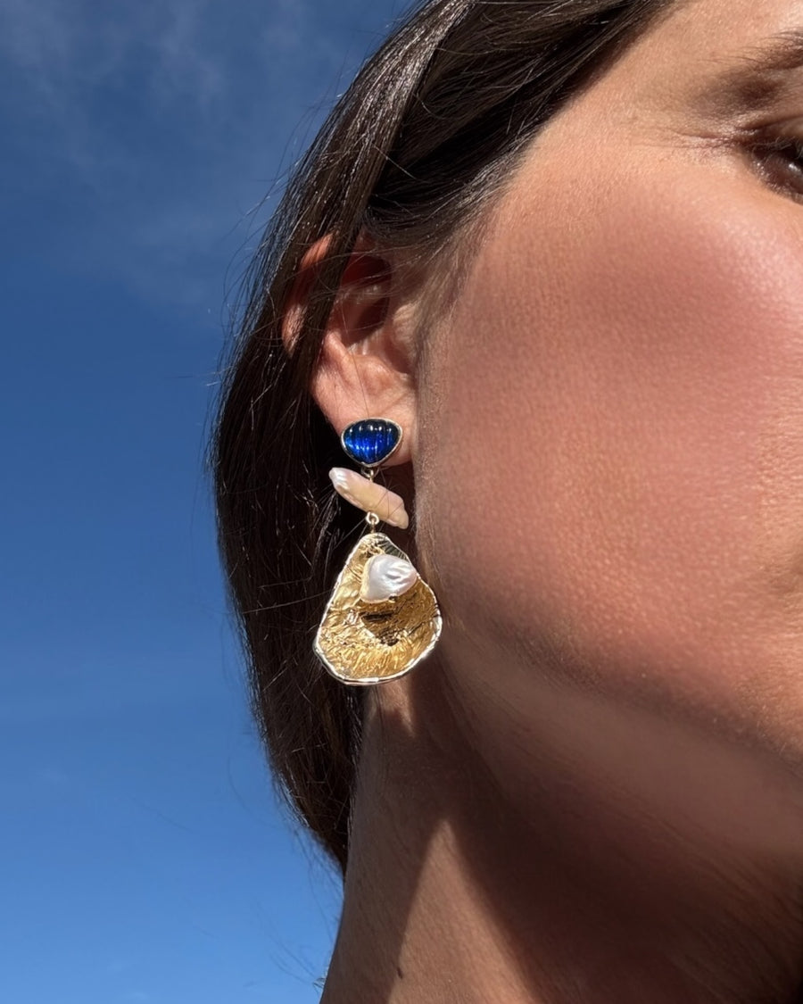 ✨Limited Edition✨ Oyster Shell & Pearl Statement Earring