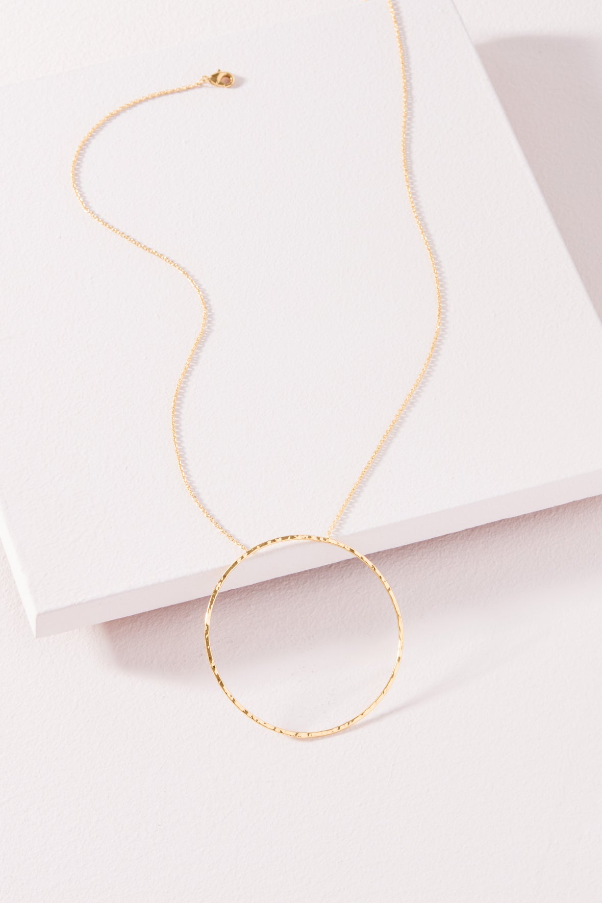 Essential Hammered Hoop Pendant - Gold