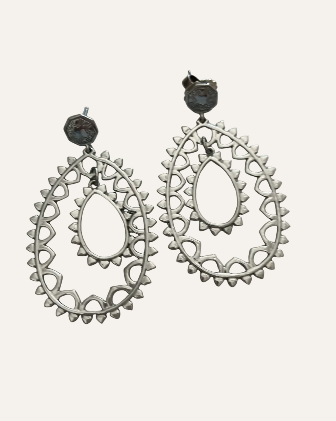 Silver Oval Dangle Earrings
