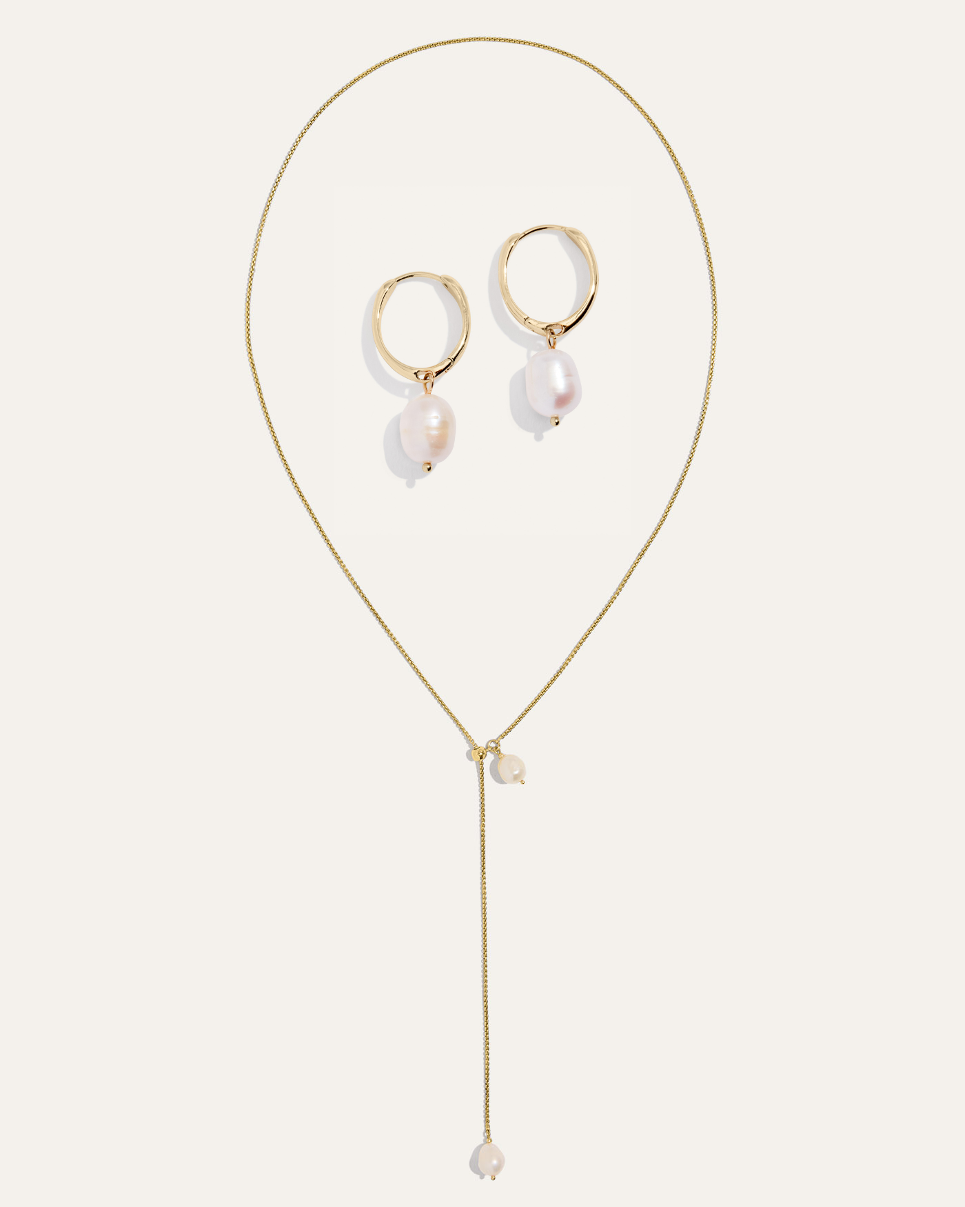 Pearl Bolo Necklace & Essential Huggies