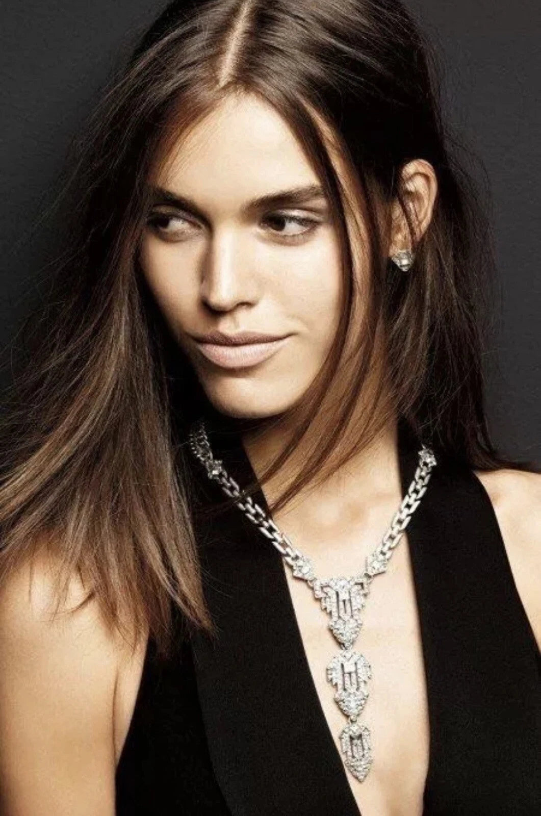 Casablanca Versatile Pendant Statement Necklace